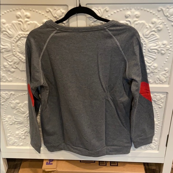 Red heart on the elbows sweatshirt L NWT - Picture 3 of 3